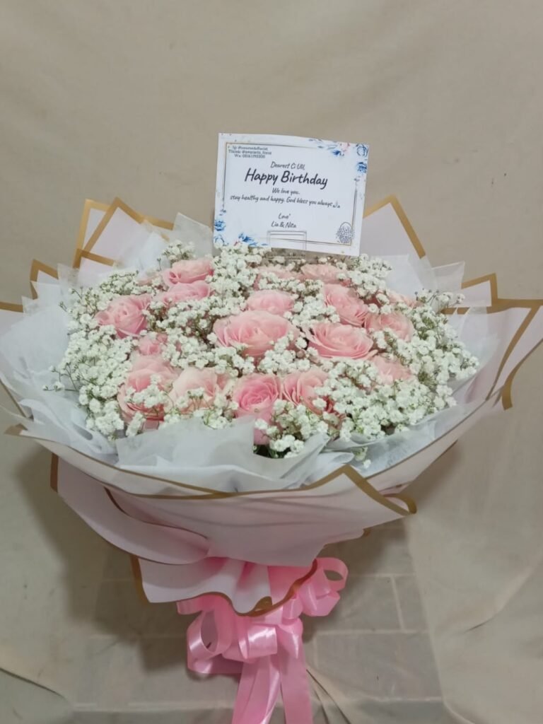 Hand Bouquet Valentine