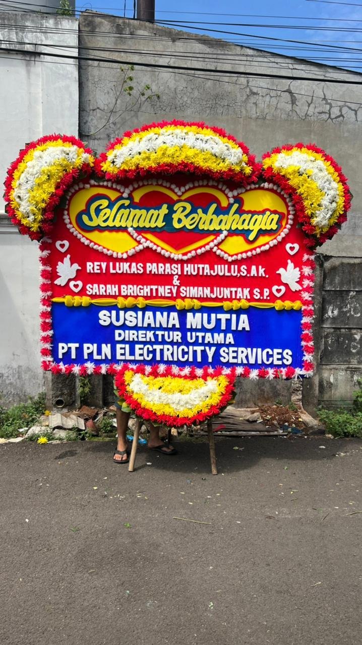 Karangan Bunga Ucapan di PIK